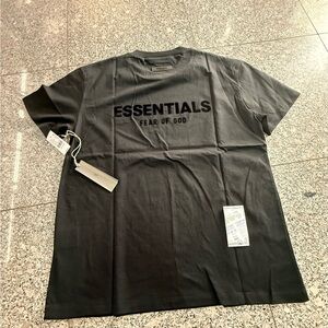 Essentials ESSENTIALS Men's Black Logo Short Sleeve Tee